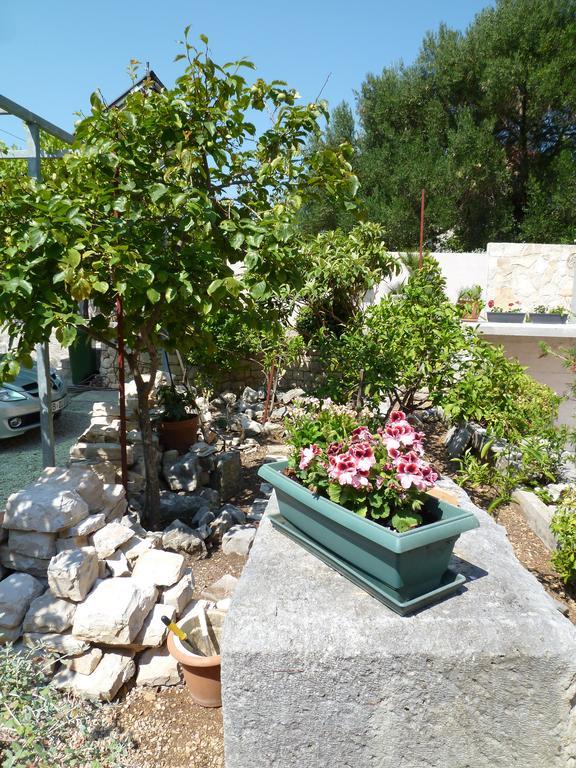 Apartments Helena Orebić Εξωτερικό φωτογραφία